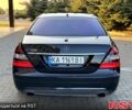 Черный Мерседес С Класс, объемом двигателя 5.5 л и пробегом 345 тыс. км за 13999 $, фото 4 на Automoto.ua