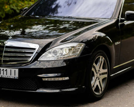 Черный Мерседес С Класс, объемом двигателя 5.46 л и пробегом 189 тыс. км за 16400 $, фото 15 на Automoto.ua