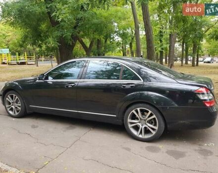 Чорний Мерседес С Клас, об'ємом двигуна 4.66 л та пробігом 280 тис. км за 10748 $, фото 2 на Automoto.ua
