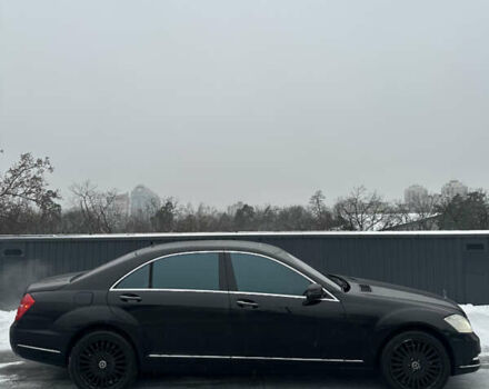 Черный Мерседес С Класс, объемом двигателя 5.46 л и пробегом 233 тыс. км за 12400 $, фото 5 на Automoto.ua