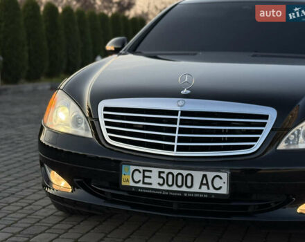 Чорний Мерседес С Клас, об'ємом двигуна 5.46 л та пробігом 224 тис. км за 11200 $, фото 69 на Automoto.ua