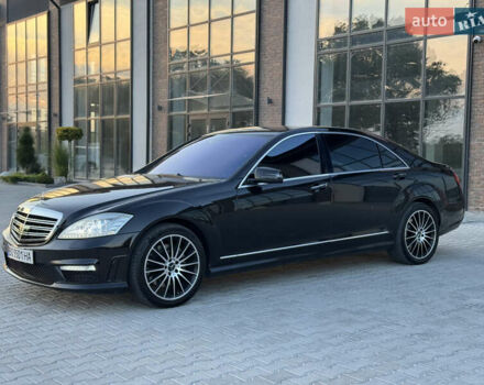 Мерседес С Класс 2006 в Тернополе на Automoto.ua Черный Мерседес С Класс, объемом двигателя 5.46 л и пробегом 277 тыс. км за 12000 $, фото 3 на Automoto.ua