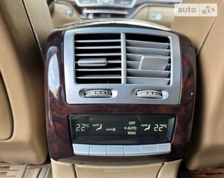 Черный Мерседес С Класс, объемом двигателя 5.5 л и пробегом 252 тыс. км за 11700 $, фото 31 на Automoto.ua