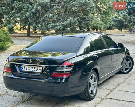 Черный Мерседес С Класс, объемом двигателя 3.5 л и пробегом 250 тыс. км за 7400 $, фото 9 на Automoto.ua