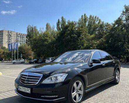 Черный Мерседес С Класс, объемом двигателя 5.5 л и пробегом 252 тыс. км за 11700 $, фото 4 на Automoto.ua