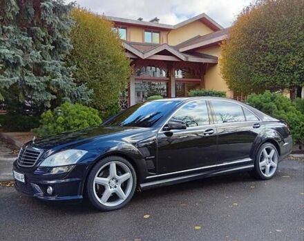 Чорний Мерседес С Клас, об'ємом двигуна 5.5 л та пробігом 235 тис. км за 10999 $, фото 6 на Automoto.ua