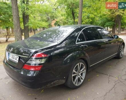 Чорний Мерседес С Клас, об'ємом двигуна 4.66 л та пробігом 280 тис. км за 10748 $, фото 7 на Automoto.ua