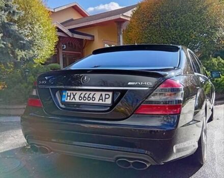 Чорний Мерседес С Клас, об'ємом двигуна 5.5 л та пробігом 235 тис. км за 10999 $, фото 14 на Automoto.ua