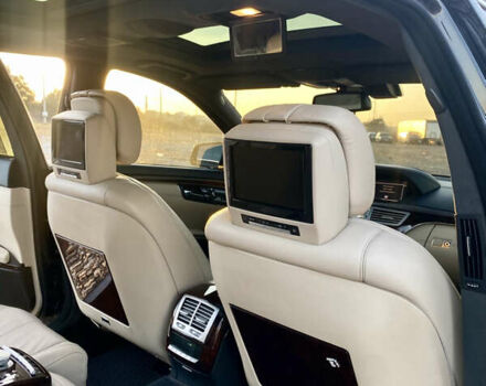 Черный Мерседес С Класс, объемом двигателя 5.51 л и пробегом 215 тыс. км за 12499 $, фото 58 на Automoto.ua