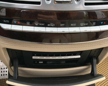 Черный Мерседес С Класс, объемом двигателя 3.5 л и пробегом 390 тыс. км за 11500 $, фото 24 на Automoto.ua