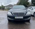 Черный Мерседес С Класс, объемом двигателя 3.5 л и пробегом 309 тыс. км за 10000 $, фото 1 на Automoto.ua