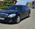 Чорний Мерседес С Клас, об'ємом двигуна 5.51 л та пробігом 199 тис. км за 17000 $, фото 1 на Automoto.ua