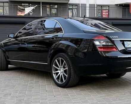 Чорний Мерседес С Клас, об'ємом двигуна 5.5 л та пробігом 375 тис. км за 10200 $, фото 5 на Automoto.ua
