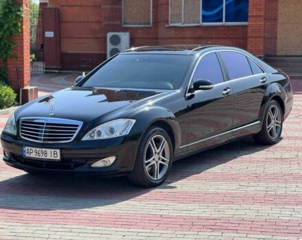 Черный Мерседес С Класс, объемом двигателя 5.5 л и пробегом 271 тыс. км за 8500 $, фото 3 на Automoto.ua