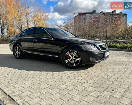 Мерседес С Класс 2006 в Тернополе на Automoto.ua Черный Мерседес С Класс, объемом двигателя 3 л и пробегом 435 тыс. км за 12700 $, фото 6 на Automoto.ua