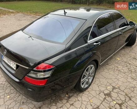Чорний Мерседес С Клас, об'ємом двигуна 5.5 л та пробігом 430 тис. км за 8500 $, фото 1 на Automoto.ua