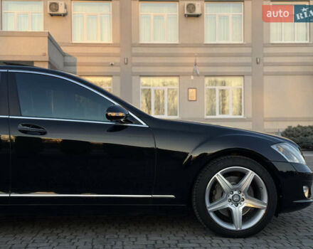 Чорний Мерседес С Клас, об'ємом двигуна 5.46 л та пробігом 224 тис. км за 11200 $, фото 64 на Automoto.ua