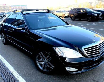 Черный Мерседес С Класс, объемом двигателя 4.7 л и пробегом 298 тыс. км за 11000 $, фото 8 на Automoto.ua