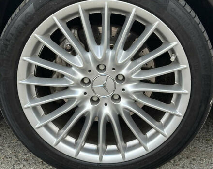 Черный Мерседес С Класс, объемом двигателя 3.5 л и пробегом 265 тыс. км за 11900 $, фото 15 на Automoto.ua