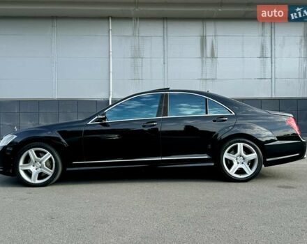Чорний Мерседес С Клас, об'ємом двигуна 5.46 л та пробігом 241 тис. км за 9999 $, фото 2 на Automoto.ua