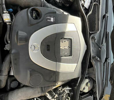 Черный Мерседес С Класс, объемом двигателя 5.46 л и пробегом 24 тыс. км за 14000 $, фото 11 на Automoto.ua