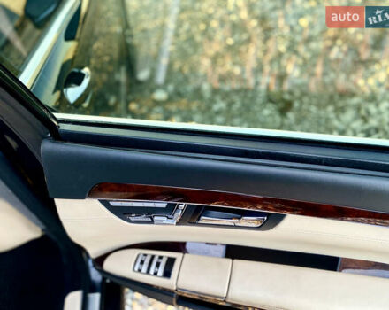 Черный Мерседес С Класс, объемом двигателя 5.51 л и пробегом 215 тыс. км за 12499 $, фото 46 на Automoto.ua