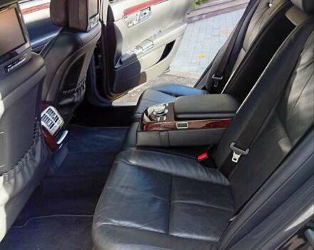 Чорний Мерседес С Клас, об'ємом двигуна 5.5 л та пробігом 235 тис. км за 10999 $, фото 24 на Automoto.ua
