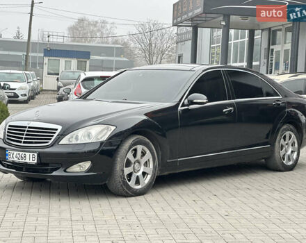Черный Мерседес С Класс, объемом двигателя 5.44 л и пробегом 227 тыс. км за 11000 $, фото 6 на Automoto.ua