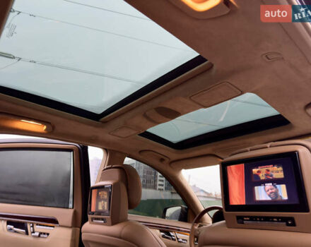 Чорний Мерседес С Клас, об'ємом двигуна 5.51 л та пробігом 193 тис. км за 12700 $, фото 46 на Automoto.ua