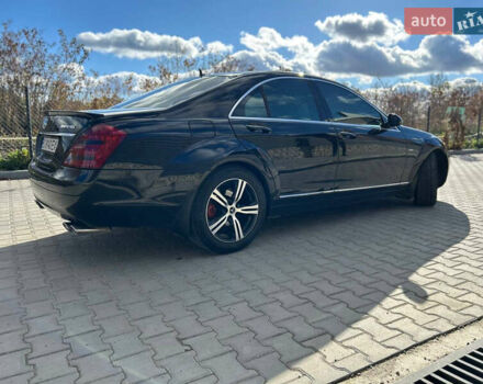 Мерседес С Класс 2006 в Тернополе на Automoto.ua Черный Мерседес С Класс, объемом двигателя 3 л и пробегом 435 тыс. км за 12700 $, фото 10 на Automoto.ua