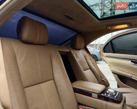 Чорний Мерседес С Клас, об'ємом двигуна 5.51 л та пробігом 193 тис. км за 12700 $, фото 42 на Automoto.ua
