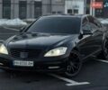 Черный Мерседес С Класс, объемом двигателя 5.5 л и пробегом 410 тыс. км за 10900 $, фото 1 на Automoto.ua