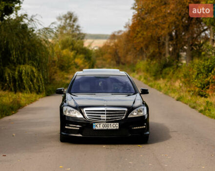 Черный Мерседес С Класс, объемом двигателя 5.46 л и пробегом 189 тыс. км за 16400 $, фото 7 на Automoto.ua