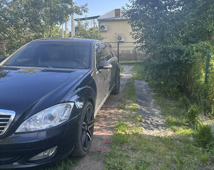 Мерседес С Класс 2006 в Львове на Automoto.ua Черный Мерседес С Класс, объемом двигателя 3.5 л и пробегом 370 тыс. км за 9600 $, фото 3 на Automoto.ua