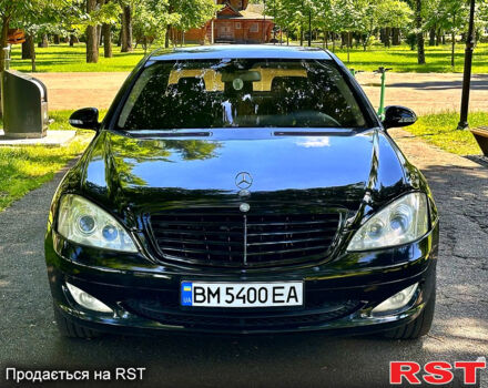 Черный Мерседес С Класс, объемом двигателя 3 л и пробегом 299 тыс. км за 9999 $, фото 1 на Automoto.ua