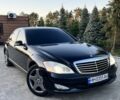 Черный Мерседес С Класс, объемом двигателя 3.5 л и пробегом 250 тыс. км за 7777 $, фото 1 на Automoto.ua