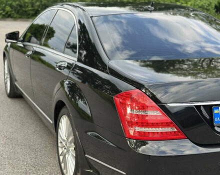 Черный Мерседес С Класс, объемом двигателя 3.5 л и пробегом 265 тыс. км за 11900 $, фото 7 на Automoto.ua