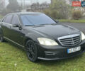 Черный Мерседес С Класс, объемом двигателя 5.46 л и пробегом 297 тыс. км за 9700 $, фото 1 на Automoto.ua