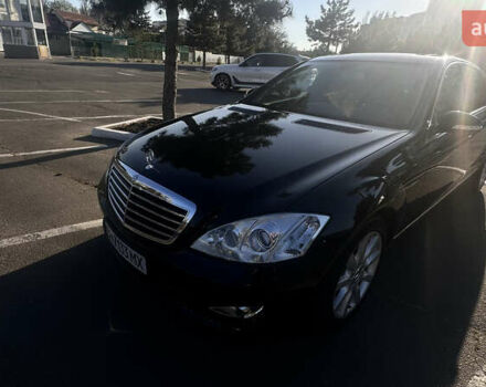 Черный Мерседес С Класс, объемом двигателя 3.5 л и пробегом 196 тыс. км за 9200 $, фото 4 на Automoto.ua