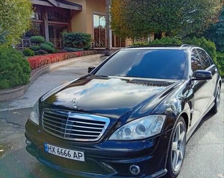 Чорний Мерседес С Клас, об'ємом двигуна 5.5 л та пробігом 235 тис. км за 10999 $, фото 3 на Automoto.ua