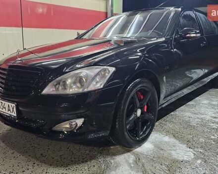 Чорний Мерседес С Клас, об'ємом двигуна 5.5 л та пробігом 294 тис. км за 13191 $, фото 3 на Automoto.ua