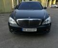 Черный Мерседес С Класс, объемом двигателя 5.5 л и пробегом 163 тыс. км за 13023 $, фото 1 на Automoto.ua