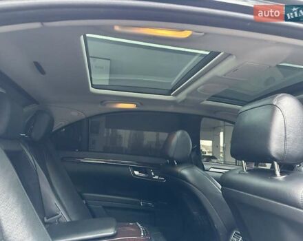 Чорний Мерседес С Клас, об'ємом двигуна 5.46 л та пробігом 400 тис. км за 10300 $, фото 11 на Automoto.ua