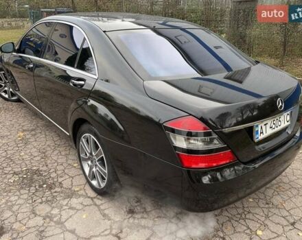 Чорний Мерседес С Клас, об'ємом двигуна 5.5 л та пробігом 430 тис. км за 8500 $, фото 10 на Automoto.ua