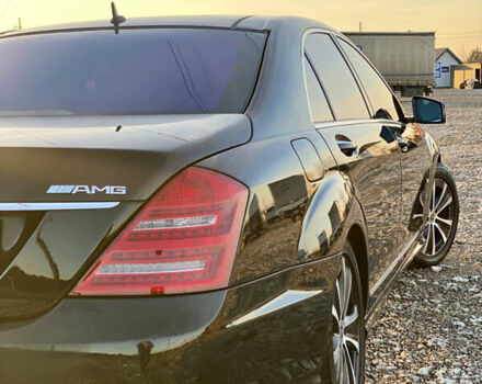 Черный Мерседес С Класс, объемом двигателя 5.51 л и пробегом 215 тыс. км за 12499 $, фото 10 на Automoto.ua