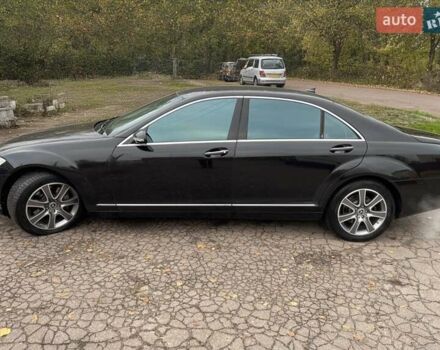 Чорний Мерседес С Клас, об'ємом двигуна 5.5 л та пробігом 430 тис. км за 8500 $, фото 11 на Automoto.ua