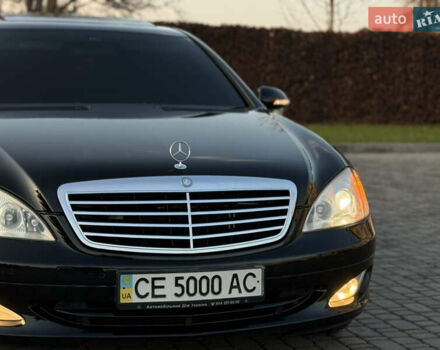 Чорний Мерседес С Клас, об'ємом двигуна 5.46 л та пробігом 224 тис. км за 11200 $, фото 70 на Automoto.ua