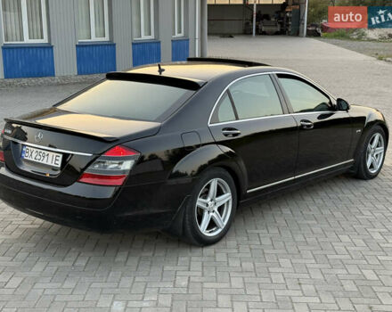 Черный Мерседес С Класс, объемом двигателя 3.5 л и пробегом 390 тыс. км за 11500 $, фото 5 на Automoto.ua