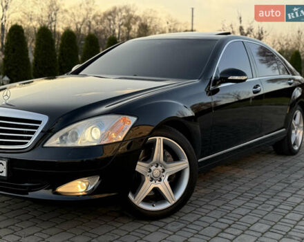 Чорний Мерседес С Клас, об'ємом двигуна 5.46 л та пробігом 224 тис. км за 11200 $, фото 3 на Automoto.ua