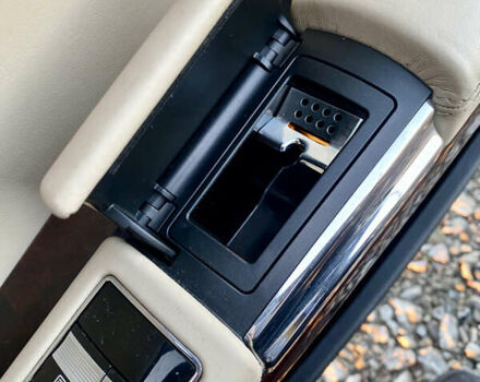 Черный Мерседес С Класс, объемом двигателя 5.51 л и пробегом 215 тыс. км за 12499 $, фото 63 на Automoto.ua